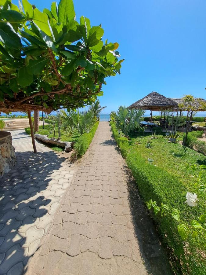 Aux 2 Metis Hotel Toliara Kültér fotó