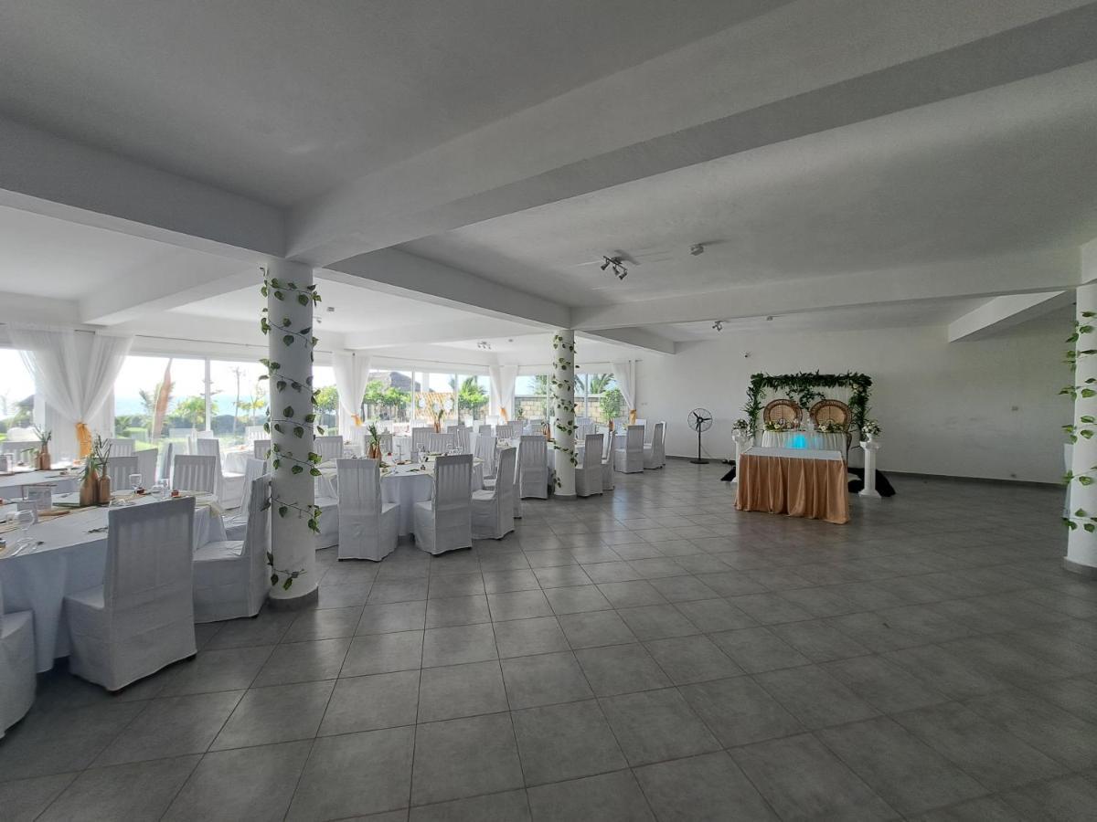 Aux 2 Metis Hotel Toliara Kültér fotó