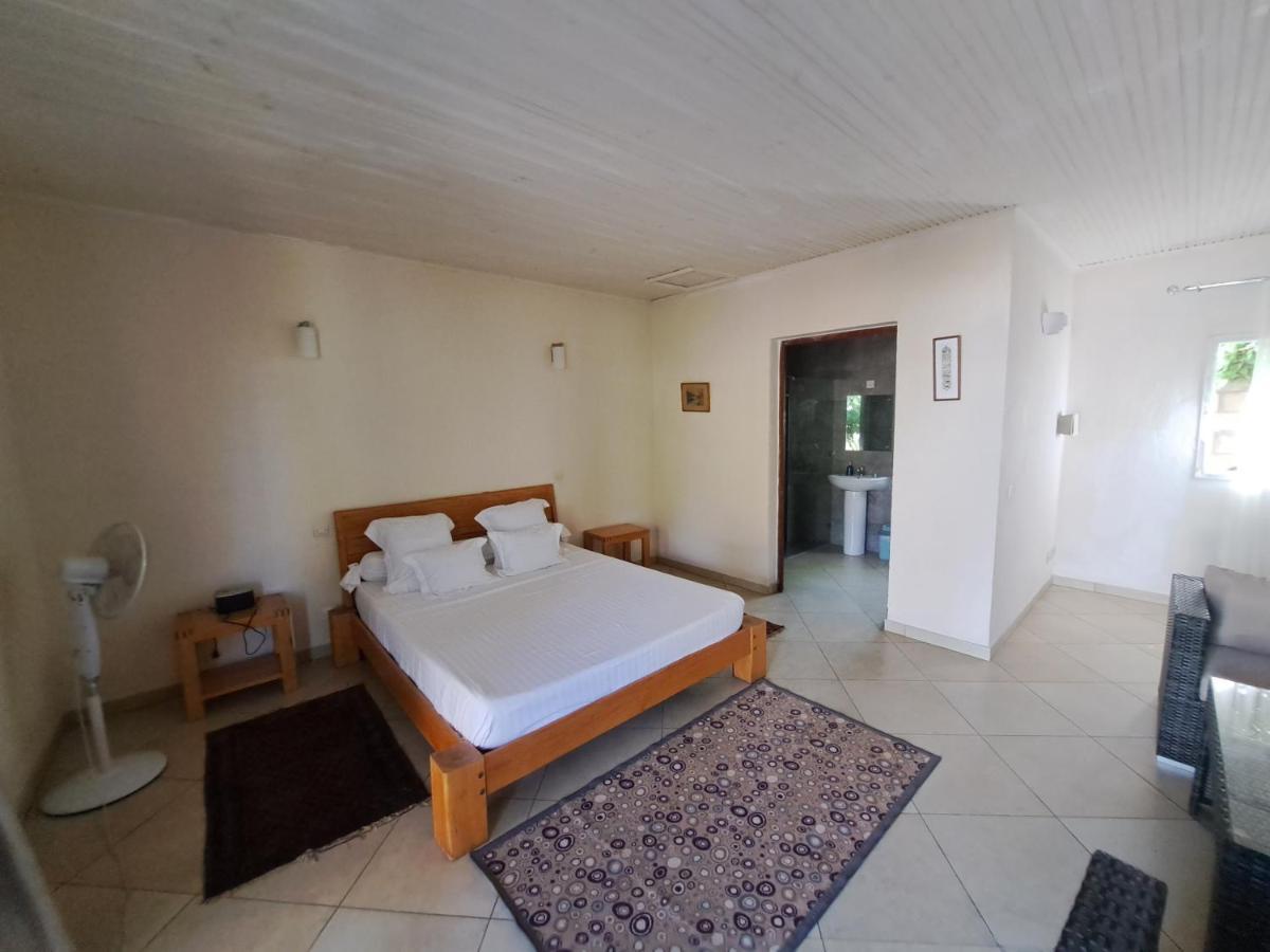 Aux 2 Metis Hotel Toliara Kültér fotó